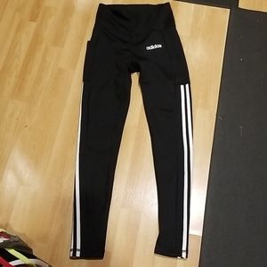 Adidas xs leggings